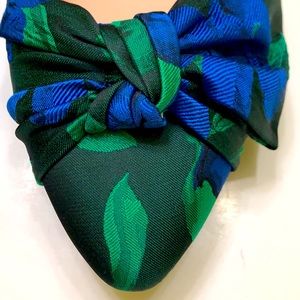 Women Floral Flats size 11 NWB